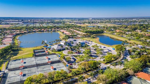 8795 Via Tuscany Dr, Boynton Beach, FL 33472