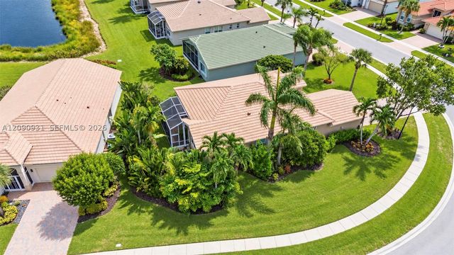 8795 Via Tuscany Dr, Boynton Beach, FL 33472