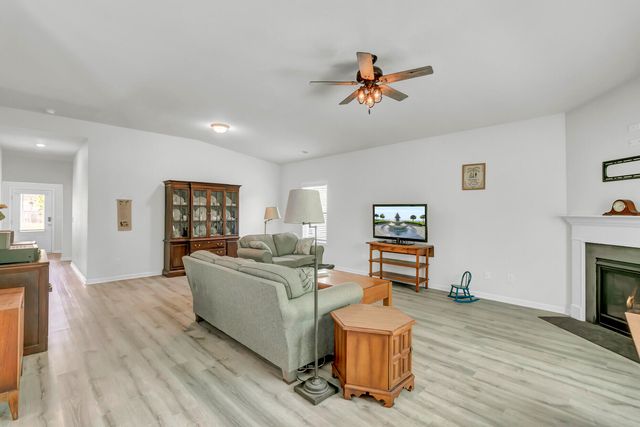105 Clydesdale Circle, Summerville, SC 29486