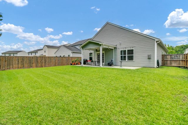 105 Clydesdale Circle, Summerville, SC 29486