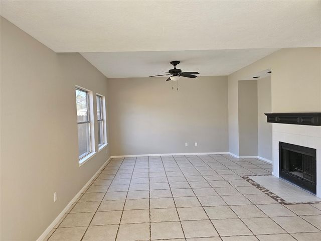 4406 Egret Drive, Seabrook, TX 77586