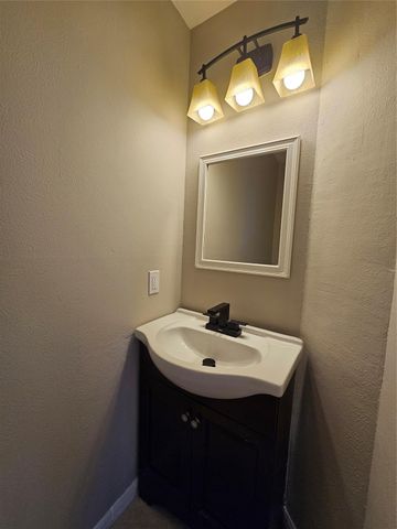 4406 Egret Drive, Seabrook, TX 77586