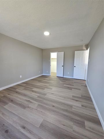 4406 Egret Drive, Seabrook, TX 77586