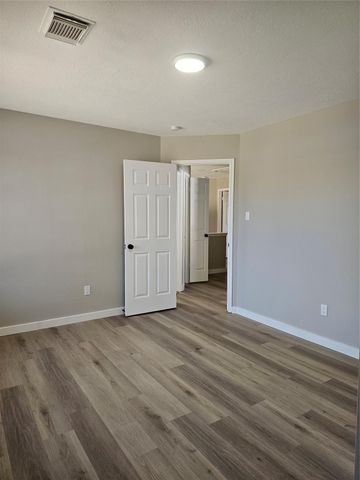 4406 Egret Drive, Seabrook, TX 77586