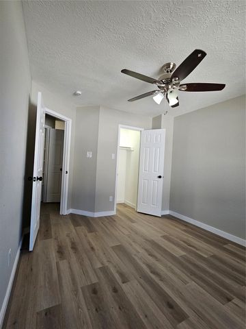 4406 Egret Drive, Seabrook, TX 77586