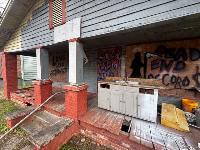 1117 CONGRESS Street, Montgomery, AL 36108