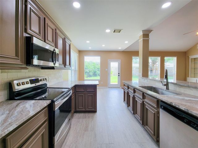 21122 Golden Sycamore Trail, Cypress, TX 77433