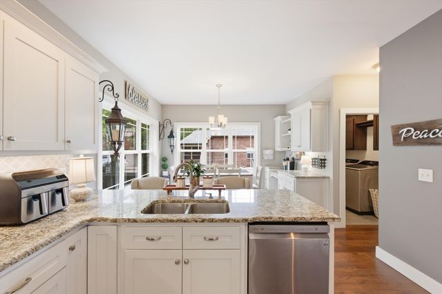 4212 Sheffield Ln, Greenbrier, TN 37073