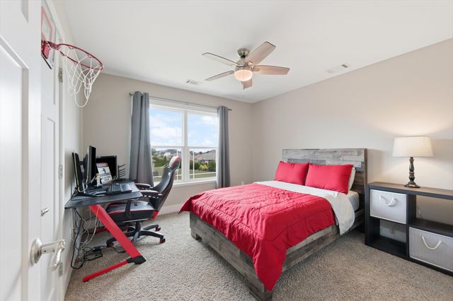 4212 Sheffield Ln, Greenbrier, TN 37073