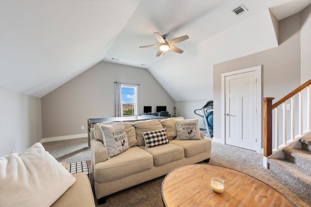 4212 Sheffield Ln, Greenbrier, TN 37073