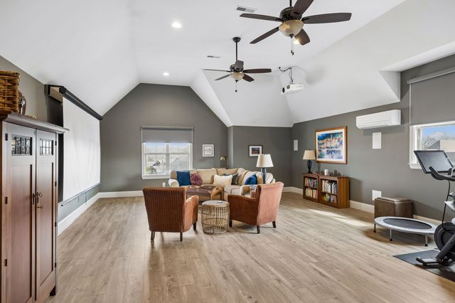 837 Plantation Way, Gallatin, TN 37066