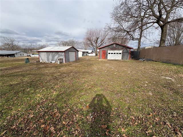 81 Pigeon Lane, Berryville, AR 72616