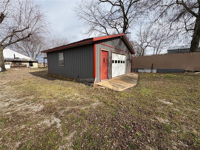 81 Pigeon Lane, Berryville, AR 72616