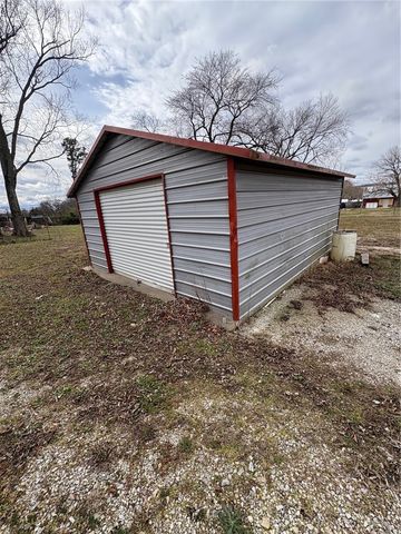 81 Pigeon Lane, Berryville, AR 72616