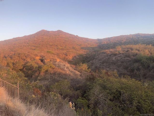 Orchard View Dr, Poway, CA 92064