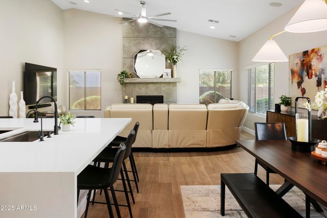 11628 E Starflower Drive, Chandler, AZ 85249