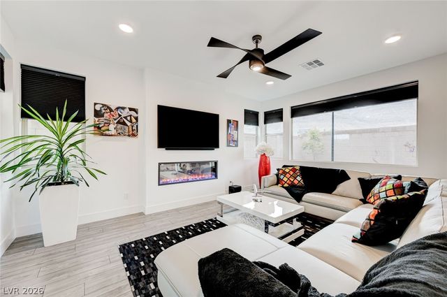 6289 Redstone Hills Drive, Las Vegas, NV 89148