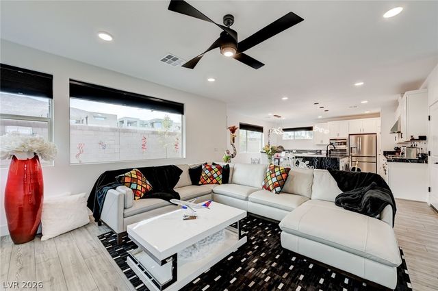 6289 Redstone Hills Drive, Las Vegas, NV 89148