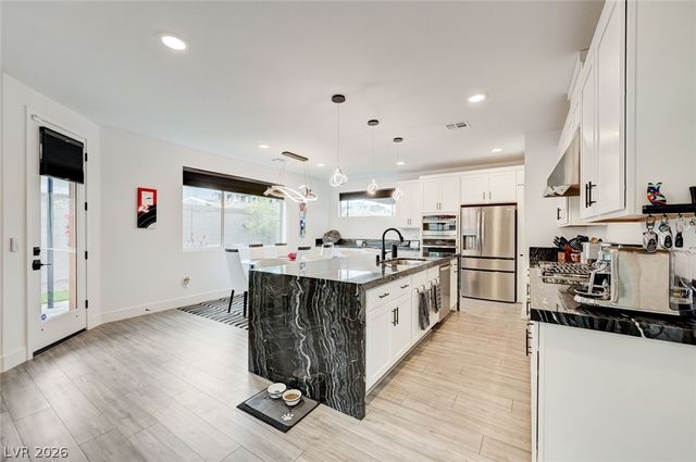 6289 Redstone Hills Drive, Las Vegas, NV 89148