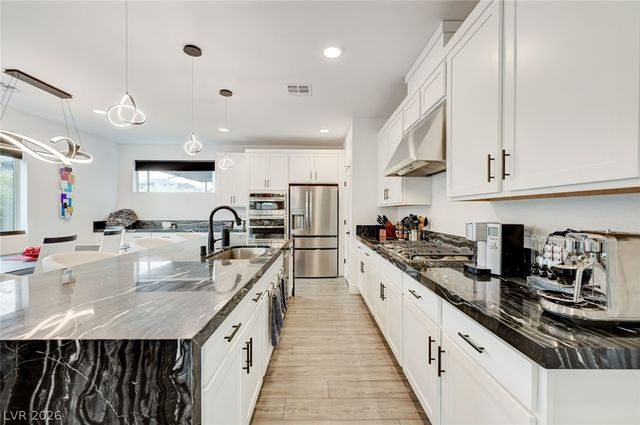 6289 Redstone Hills Drive, Las Vegas, NV 89148