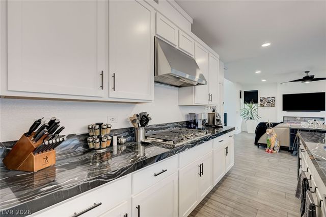 6289 Redstone Hills Drive, Las Vegas, NV 89148