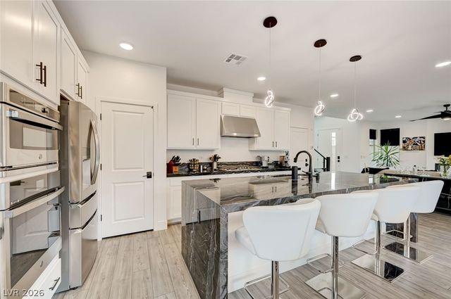 6289 Redstone Hills Drive, Las Vegas, NV 89148