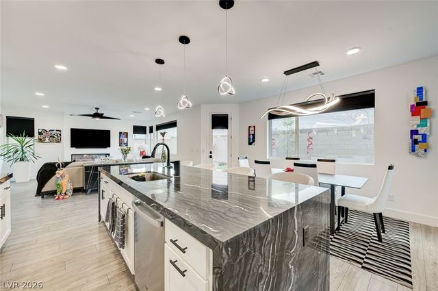 6289 Redstone Hills Drive, Las Vegas, NV 89148