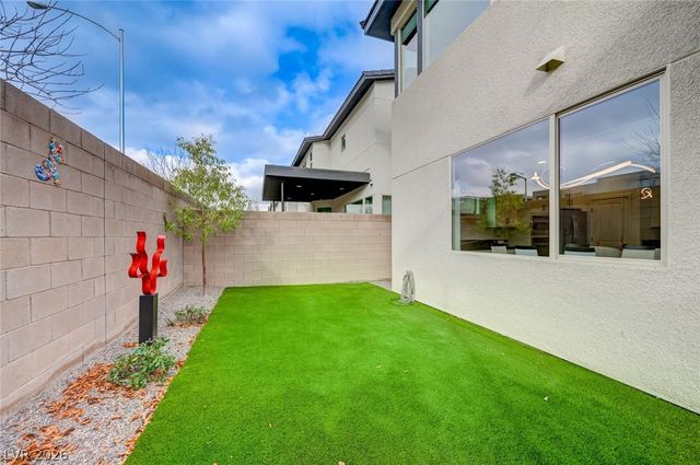 6289 Redstone Hills Drive, Las Vegas, NV 89148