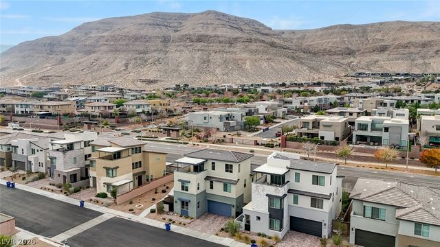 6289 Redstone Hills Drive, Las Vegas, NV 89148
