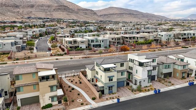 6289 Redstone Hills Drive, Las Vegas, NV 89148