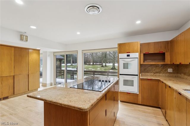 32150 S Woodland Road, Pepper Pike, OH 44124