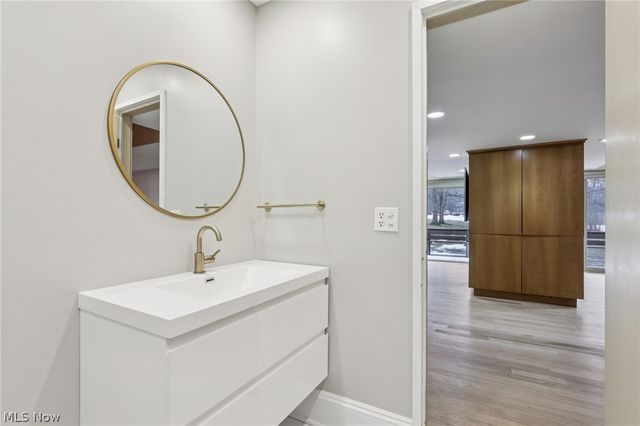 32150 S Woodland Road, Pepper Pike, OH 44124