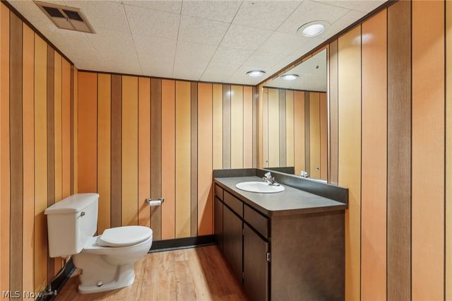 32150 S Woodland Road, Pepper Pike, OH 44124