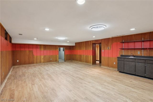 32150 S Woodland Road, Pepper Pike, OH 44124