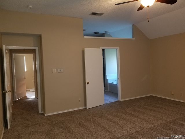 9330 MARSH CREEK DR, San Antonio, TX 78250