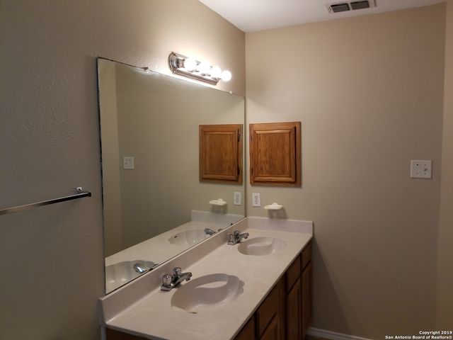 9330 MARSH CREEK DR, San Antonio, TX 78250