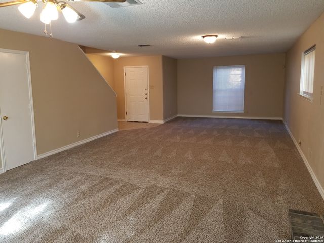 9330 MARSH CREEK DR, San Antonio, TX 78250