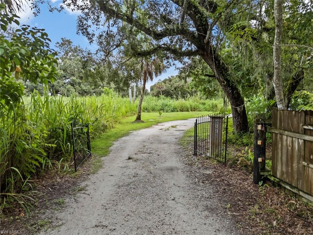 5091 Muddy LN, FORT MYERS, FL 33905 — photo 4
