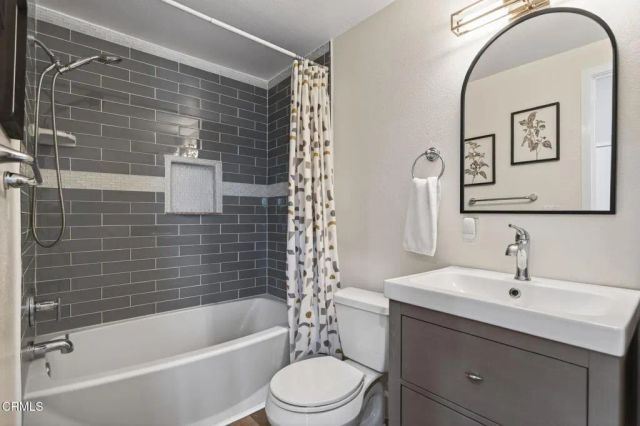 5350 Driftwood Street 4, Oxnard, CA 93035