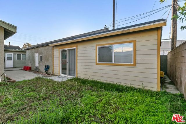 7317 Clybourn Avenue, Sun Valley, CA 91352