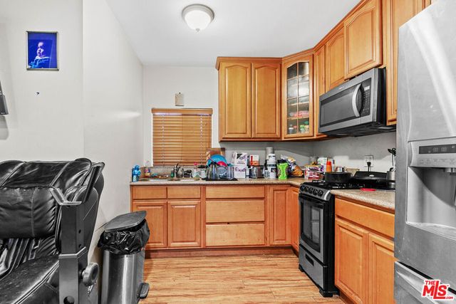 7317 Clybourn Avenue, Sun Valley, CA 91352