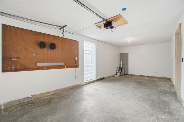 6709 Harshmanville Road, Huber Heights, OH 45424