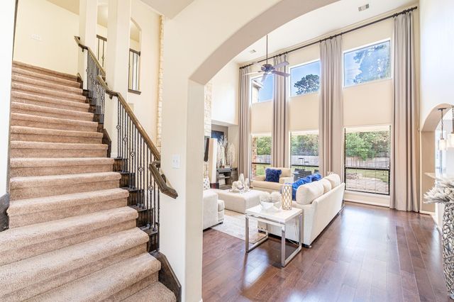 22618 Pineleigh Ct, Tomball, TX 77375