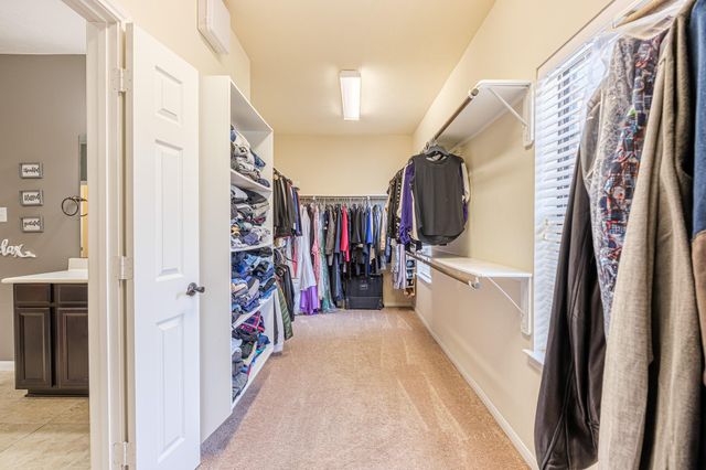 22618 Pineleigh Ct, Tomball, TX 77375