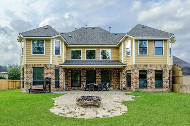 22618 Pineleigh Ct, Tomball, TX 77375