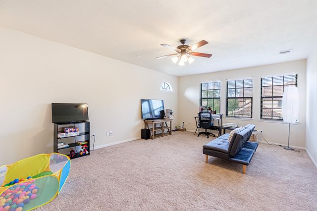 22618 Pineleigh Ct, Tomball, TX 77375