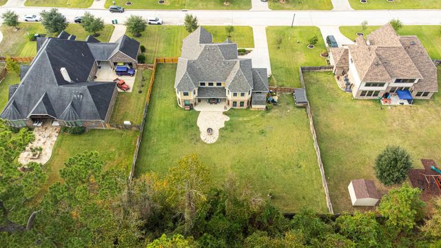 22618 Pineleigh Ct, Tomball, TX 77375