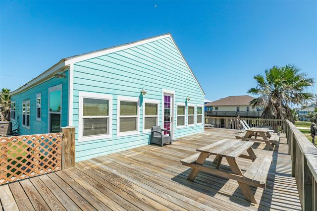 13022 Coronado Drive, Freeport, TX 77541