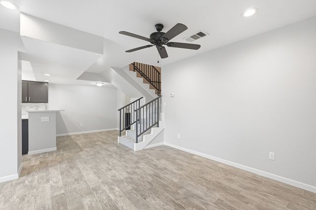 333 Melrose Drive 31D, Richardson, TX 75080