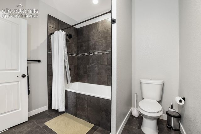 1180 N Saddle Ridge Lane, Pueblo, CO 81007